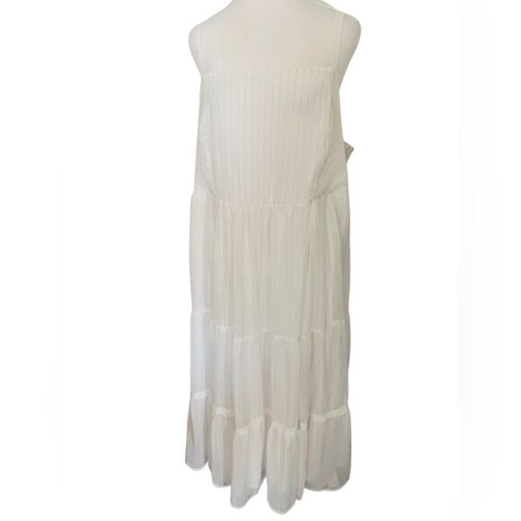 TORRID Maxi Chiffon And Lurex Tiered Dress , white & gold , size 1/1X/14-16. - Picture 5 of 11